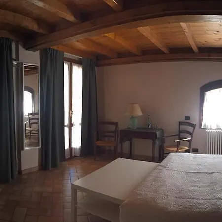 Civico 7 Frühstückspension 4*